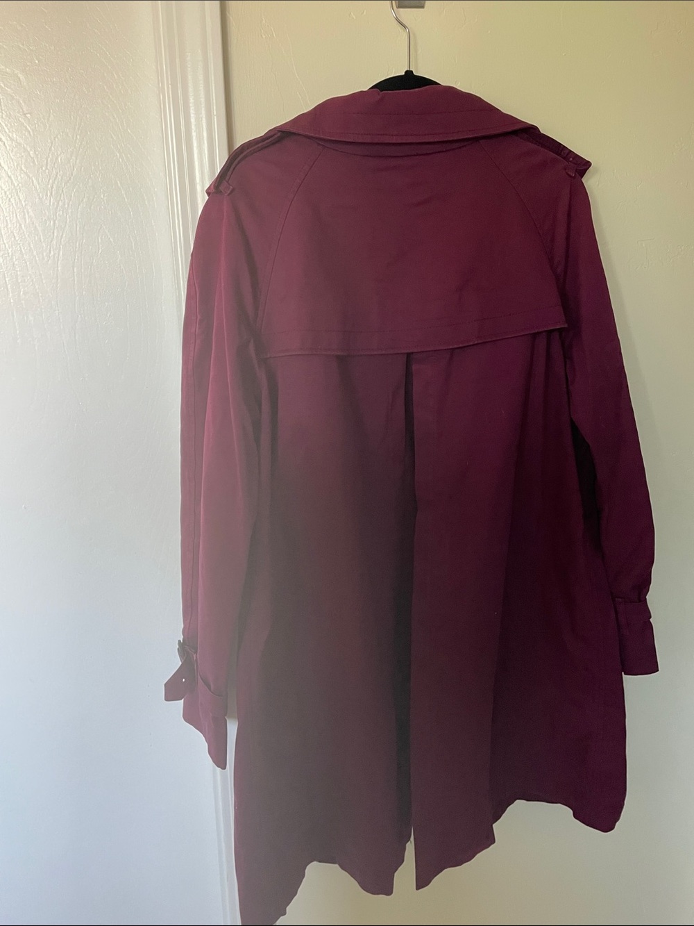 Burberry Women's Plum Zip-Front Trench Coat - Picture 4 of 7